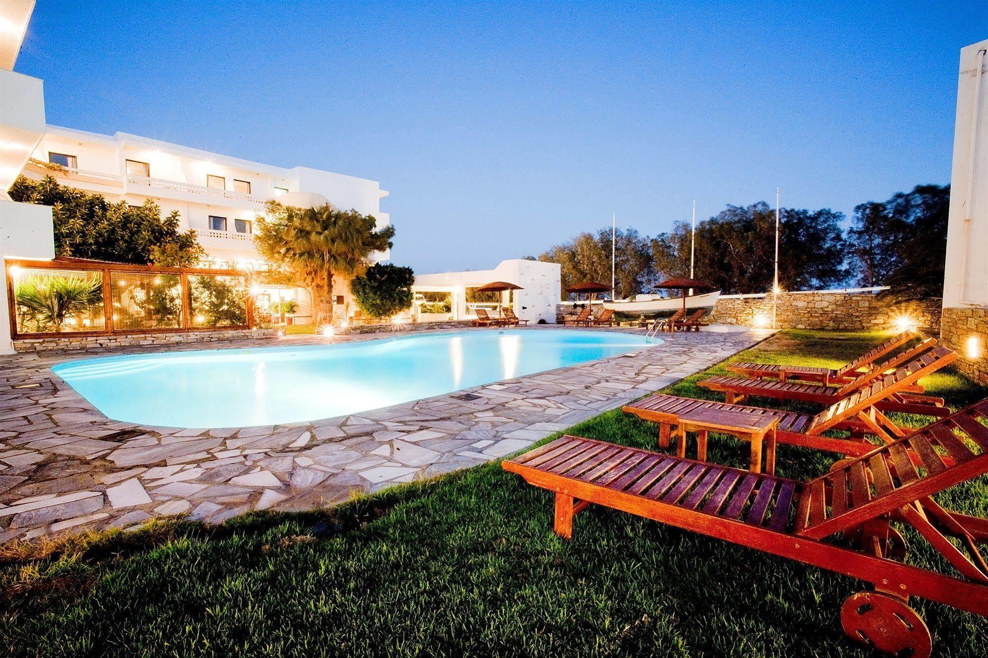 Aeolos Bay Hotel Тинос Екстериор снимка